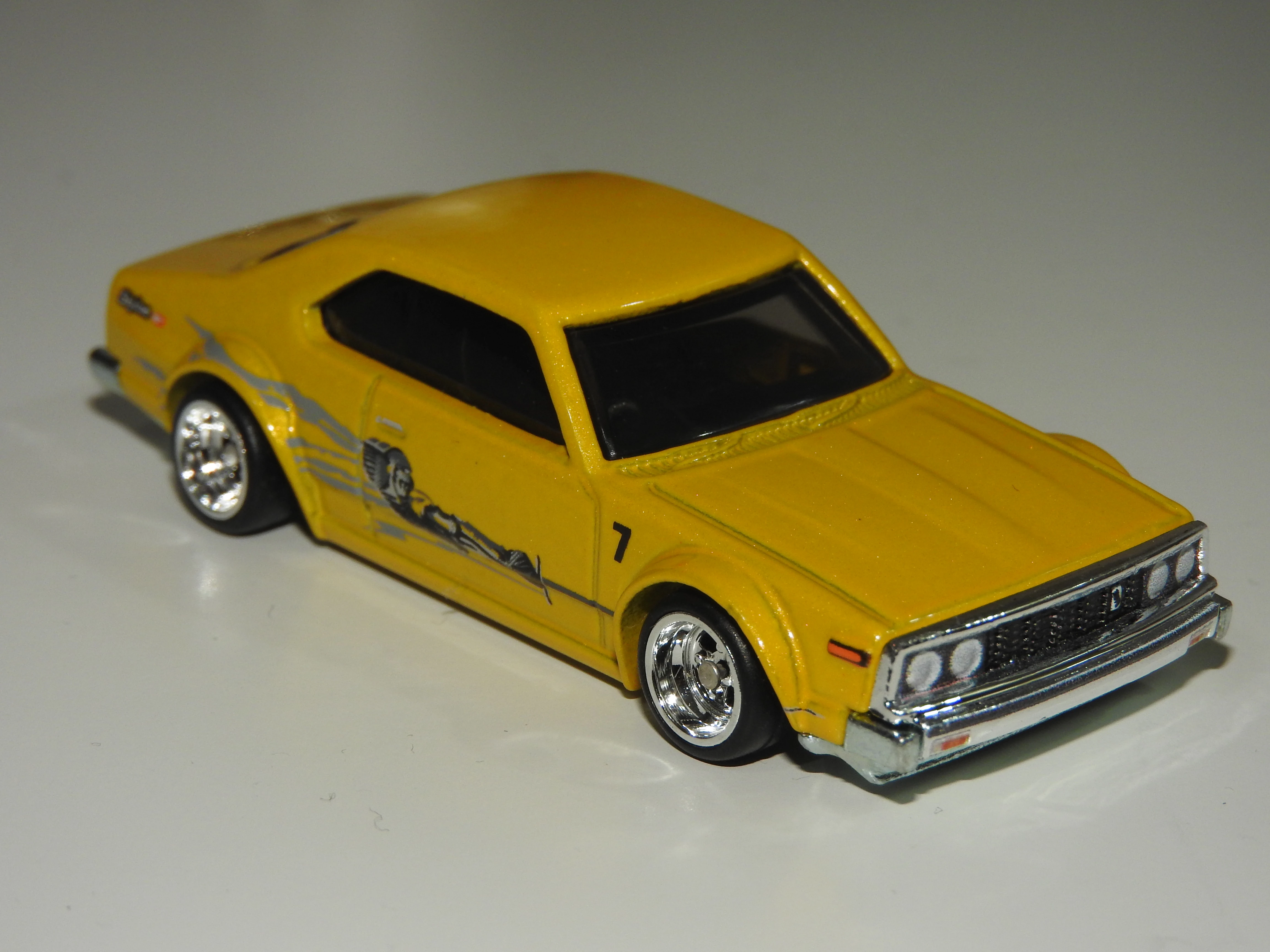 Nissan Skyline C210