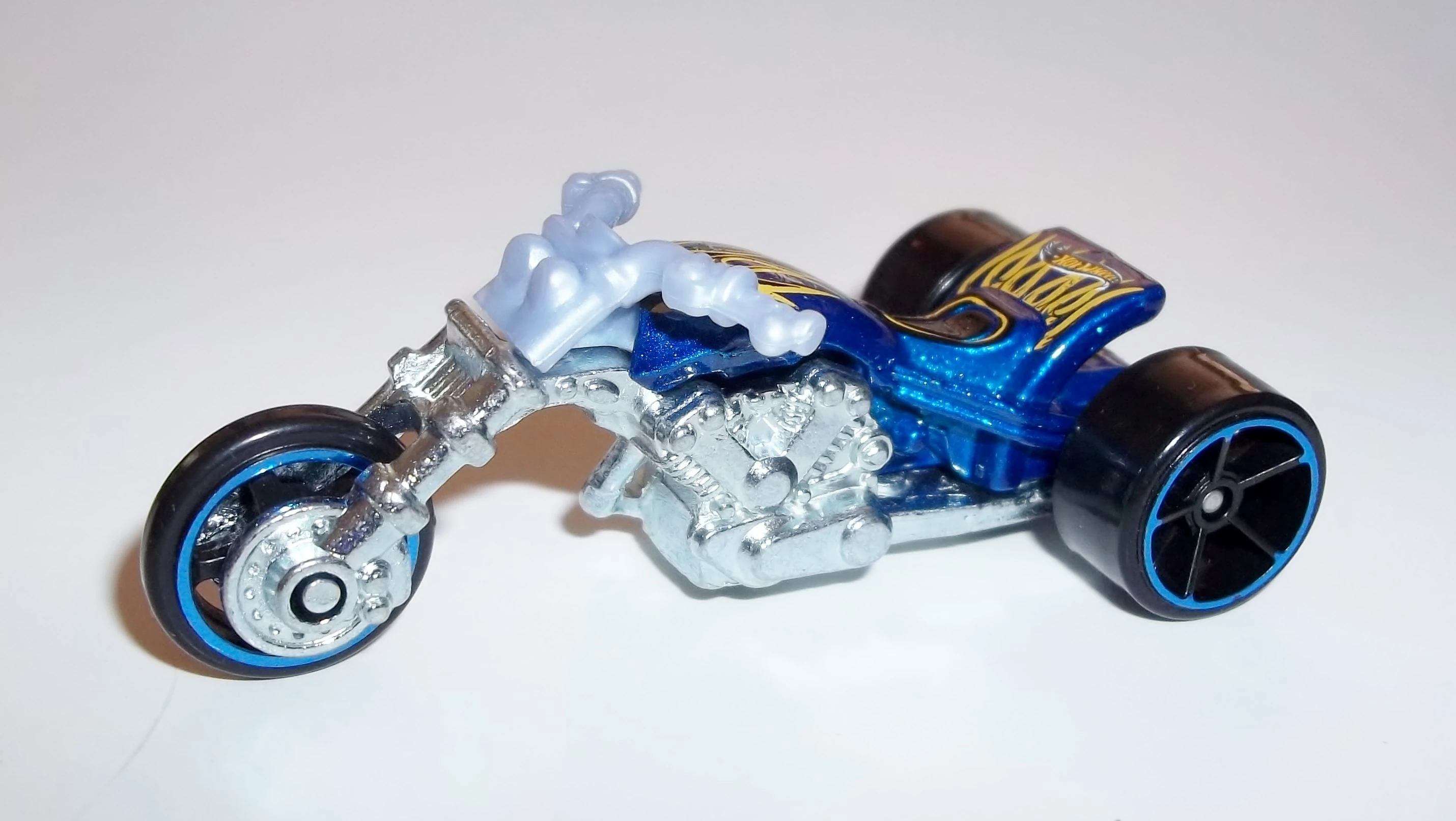 Blastous Moto