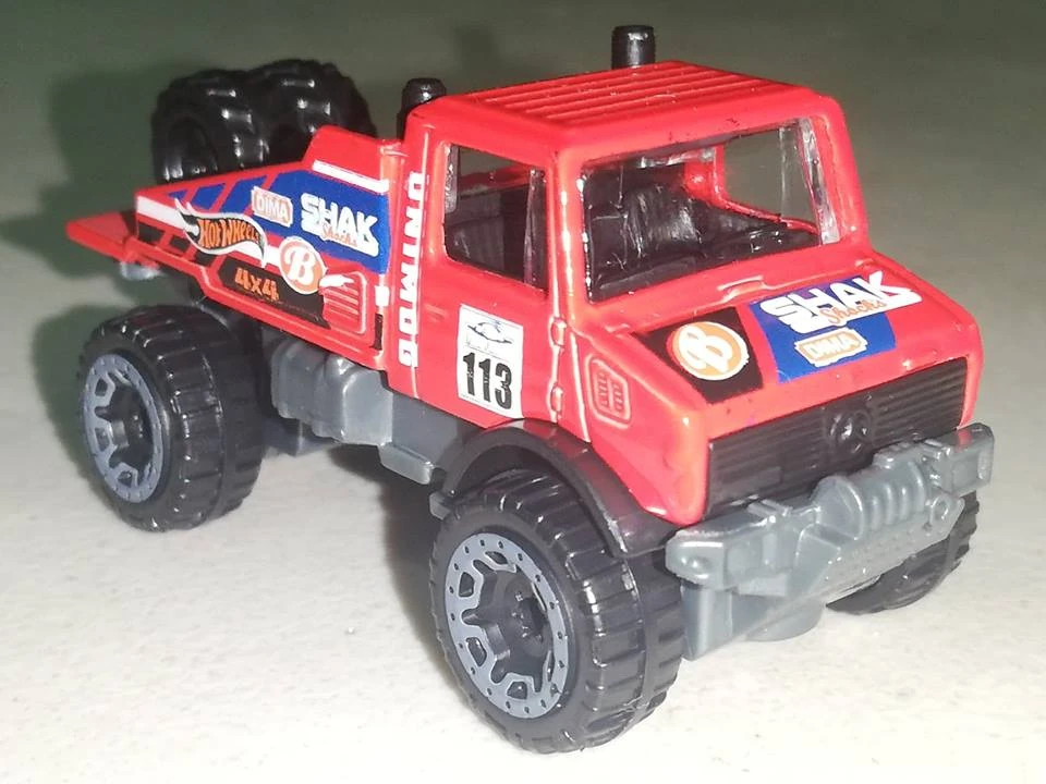 Mercedes-Benz Unimog 1300L