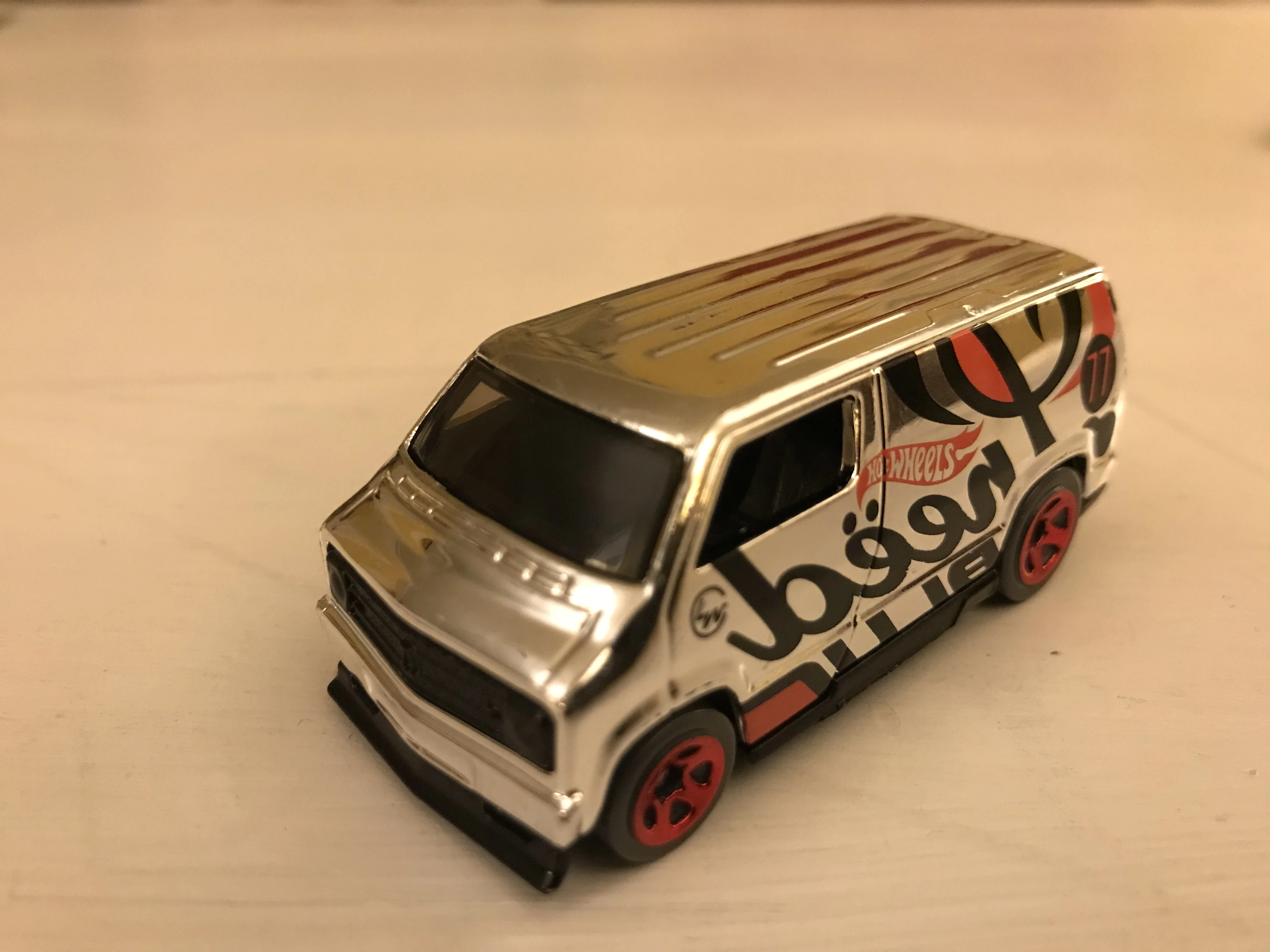 Custom '77 Dodge Van
