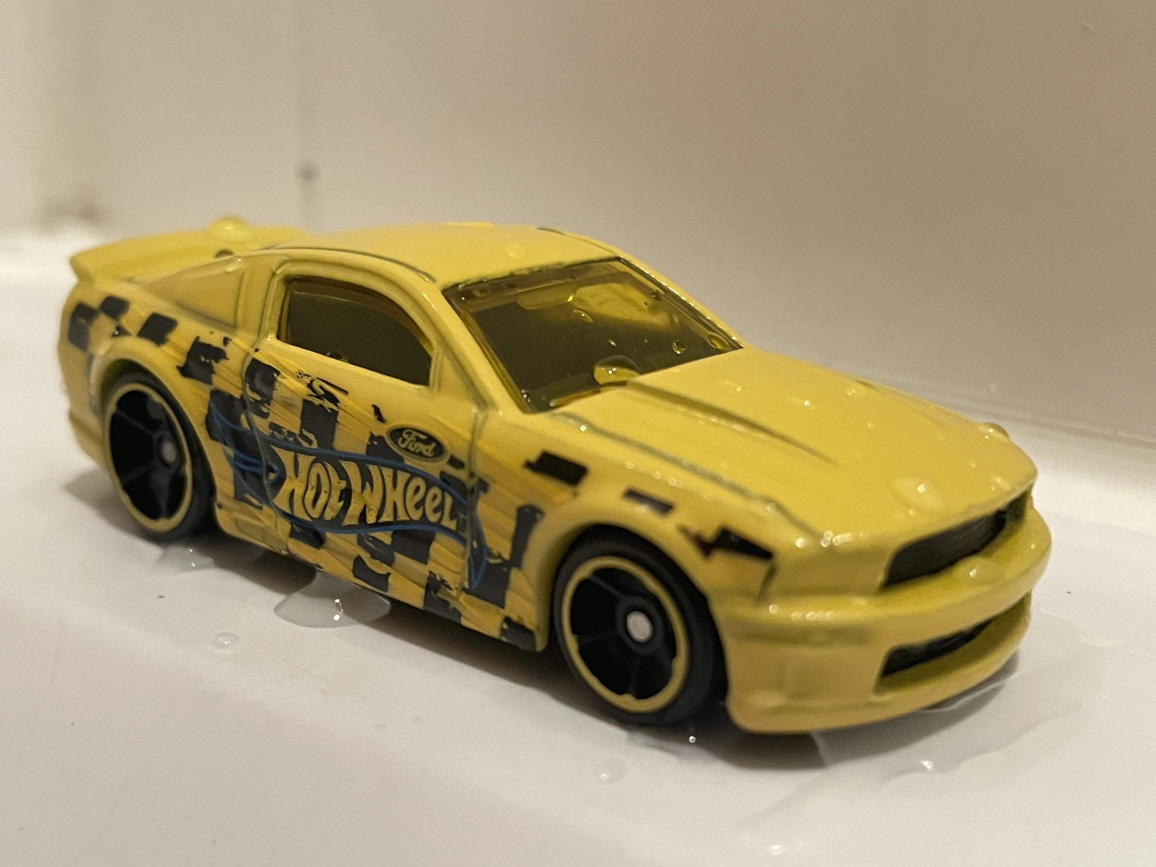 '07 Ford Mustang