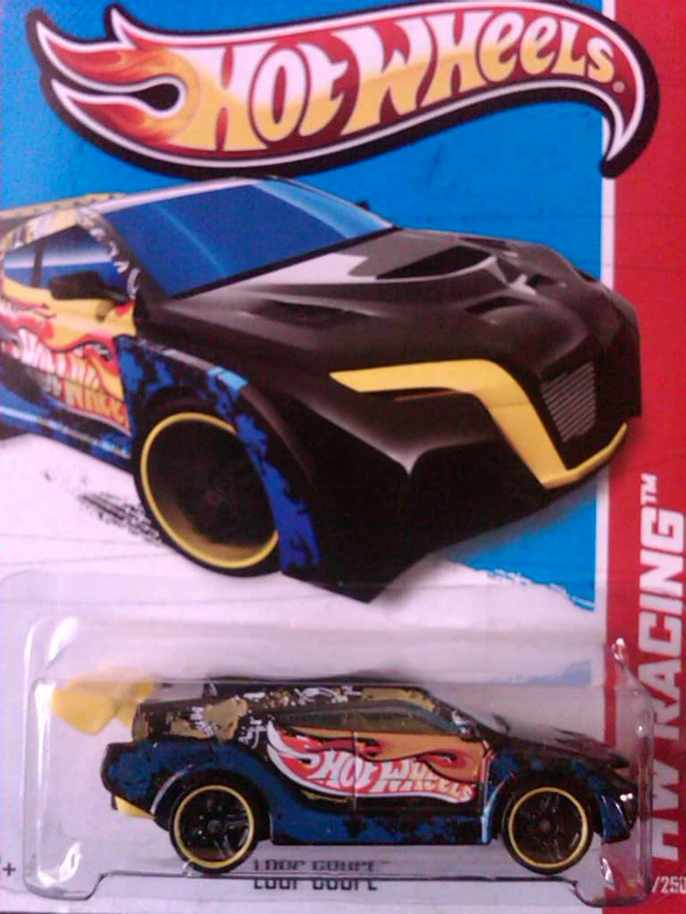 Loop Coupe