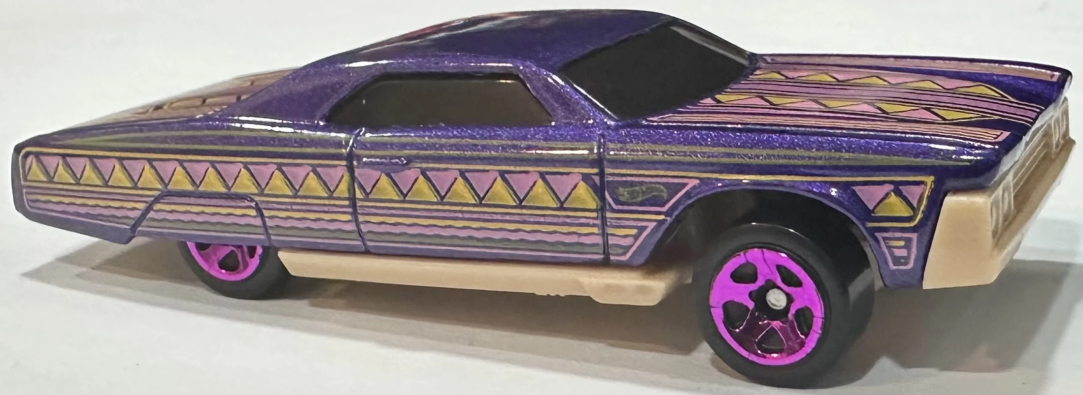LAYIN’ LOWRIDER