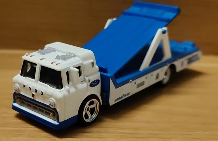Ford C-800