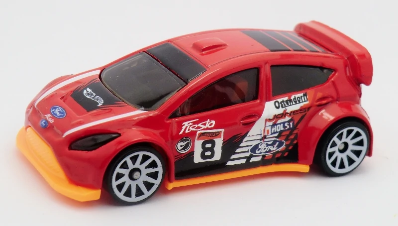 '12 Ford Fiesta