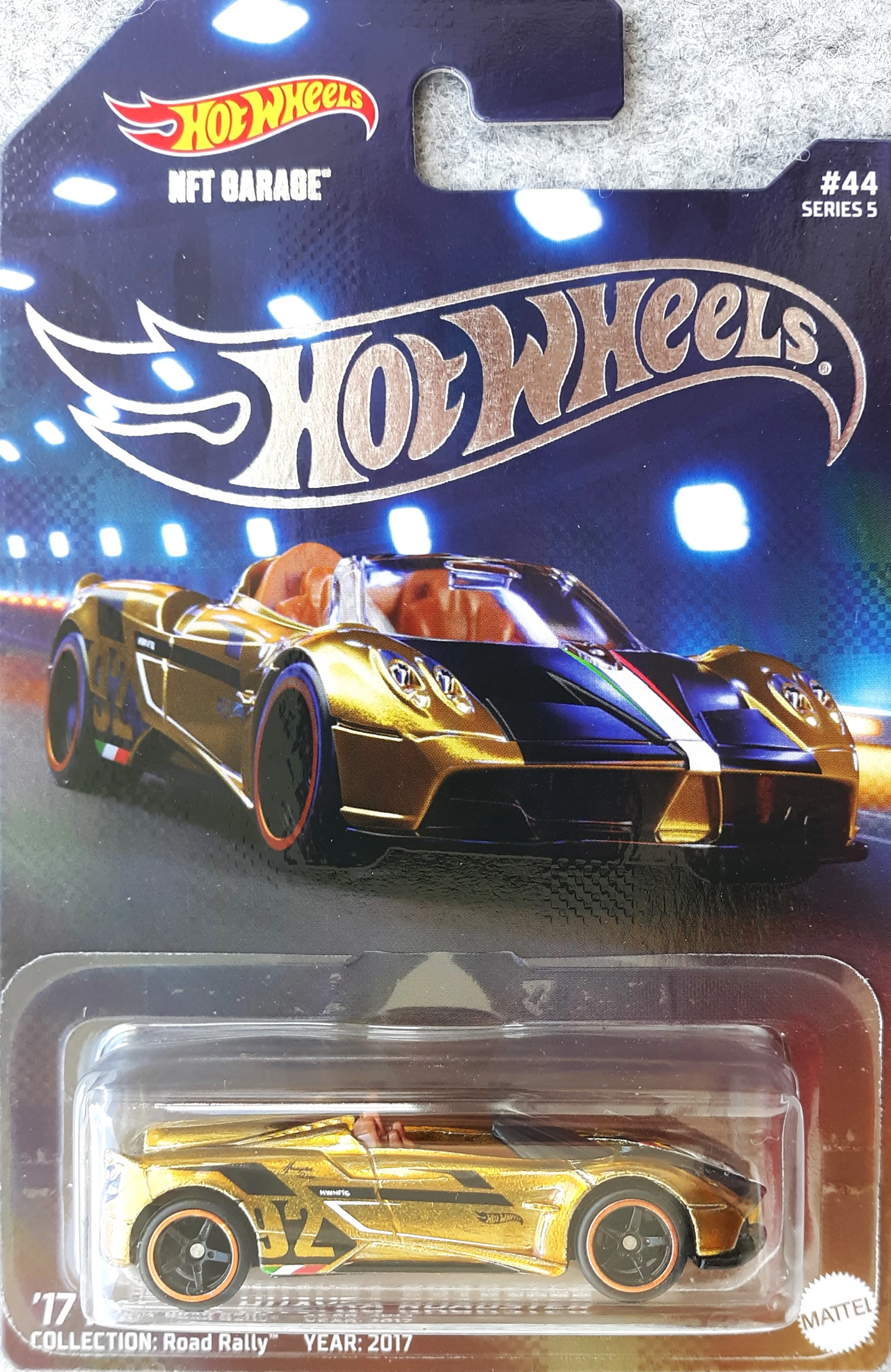 '17 Pagani Huayra Roadster