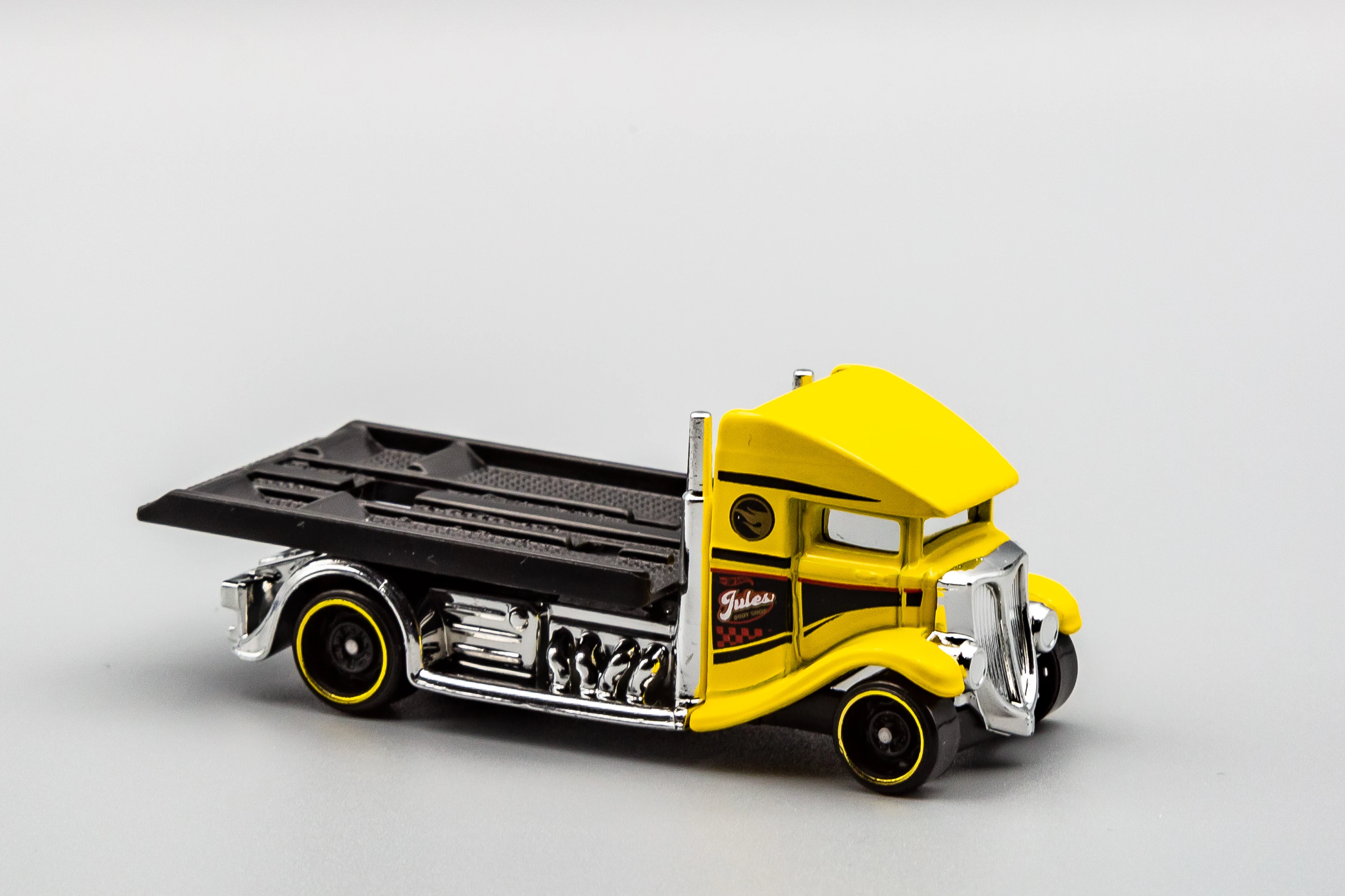 Fast-Bed Hauler