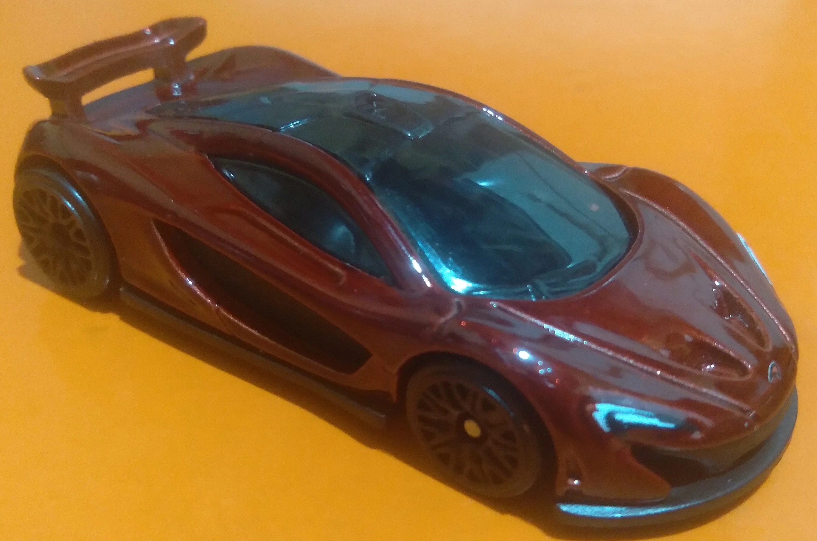 McLaren P1