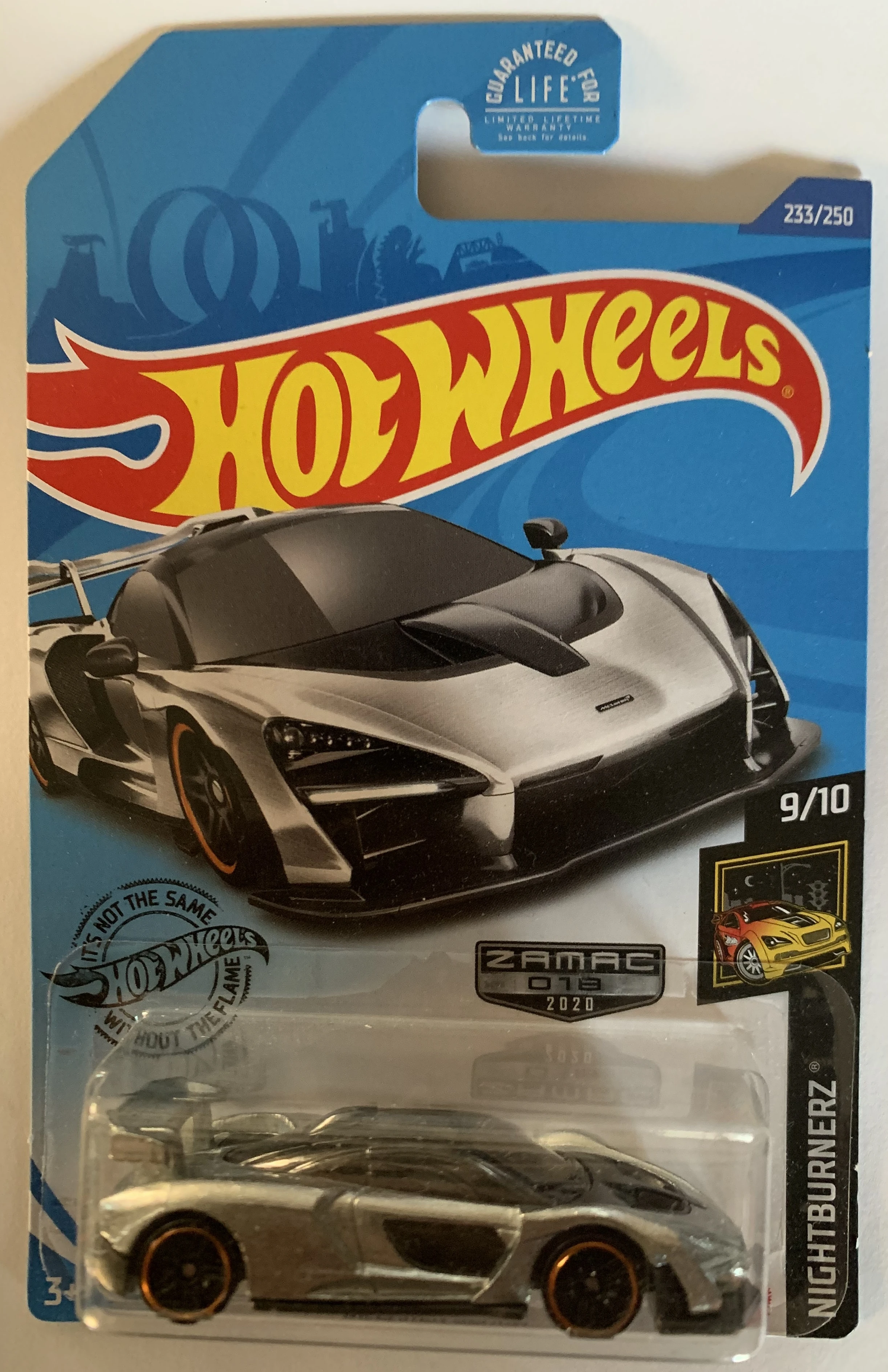 McLaren Senna