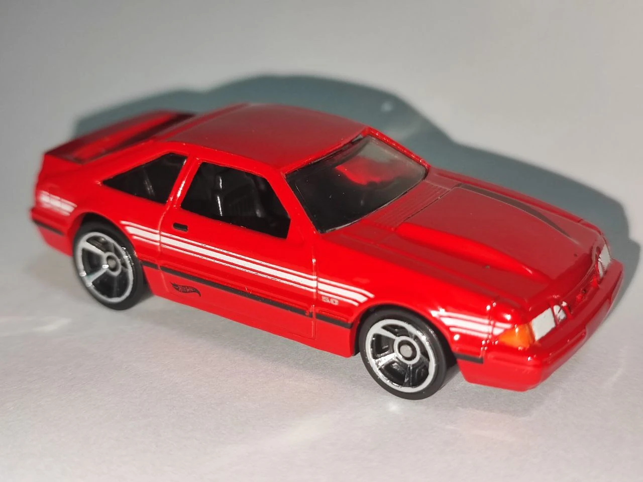 ’92 FORD MUSTANG