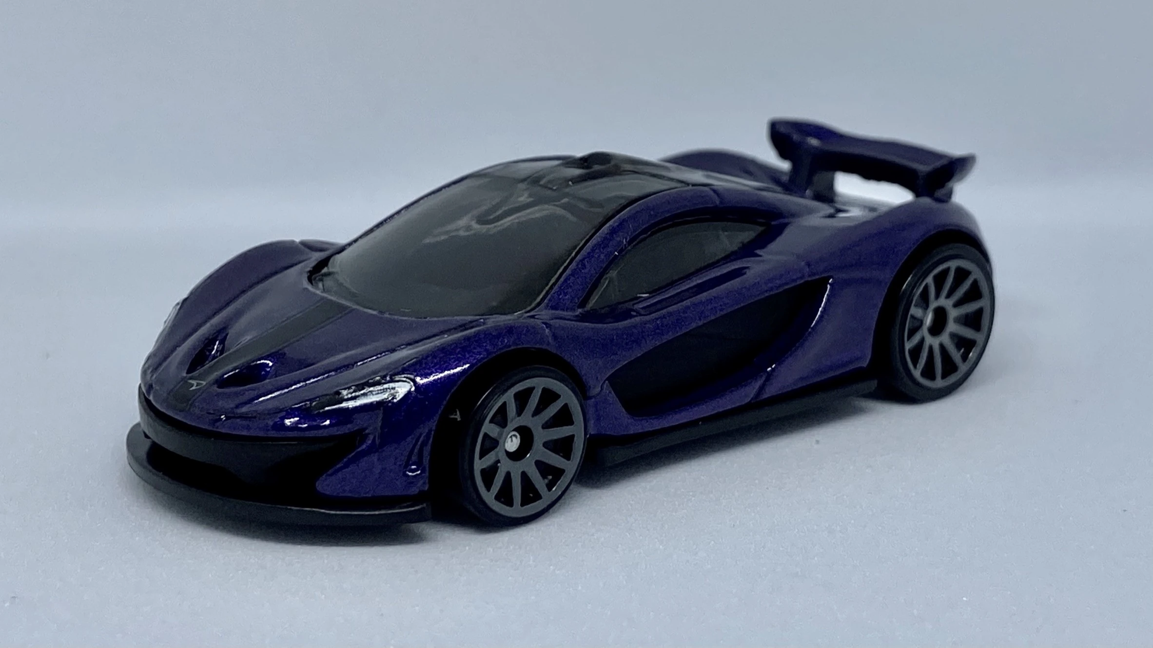 McLaren P1