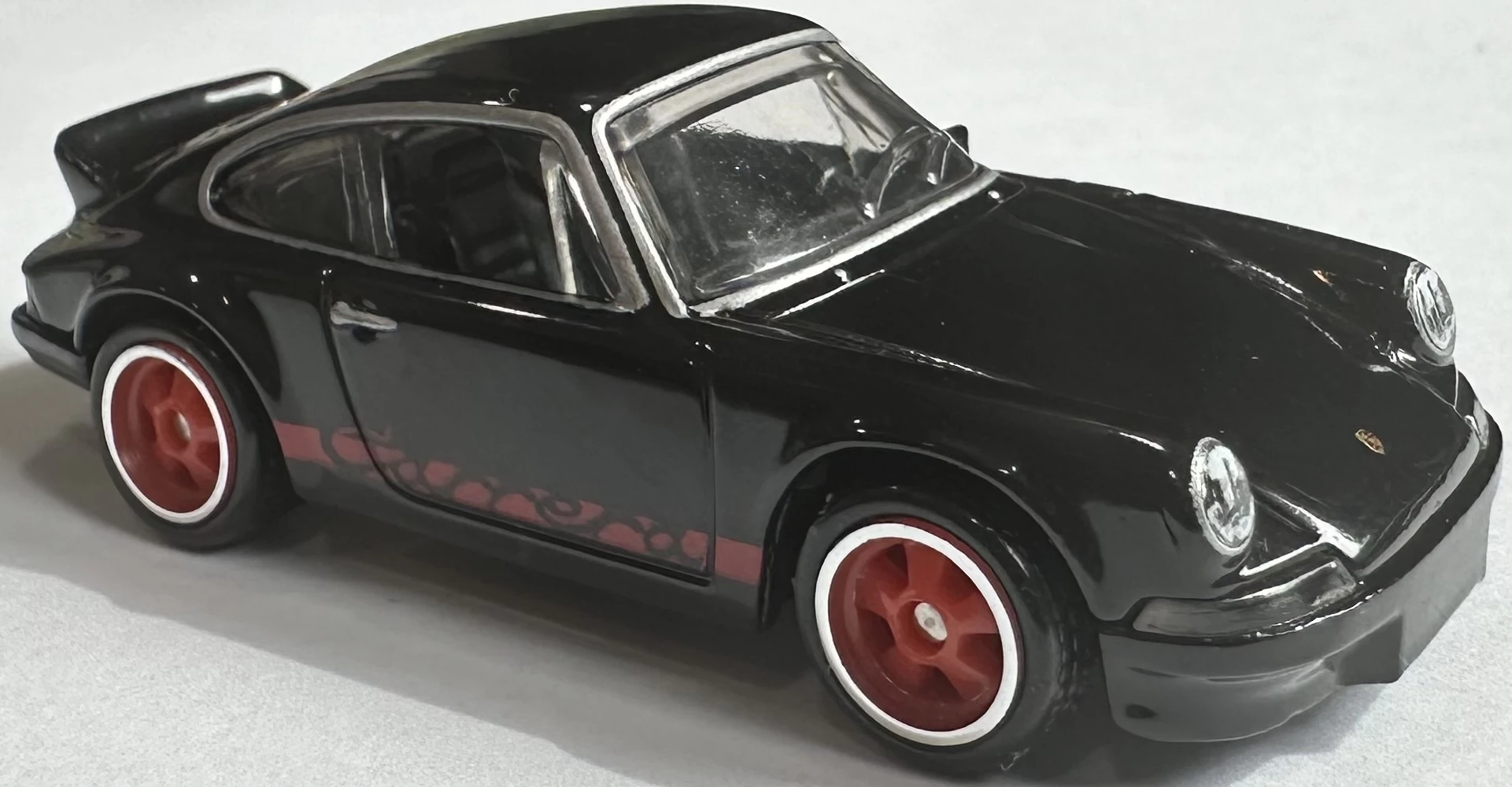 Porsche 911 Carrera RS 2.7