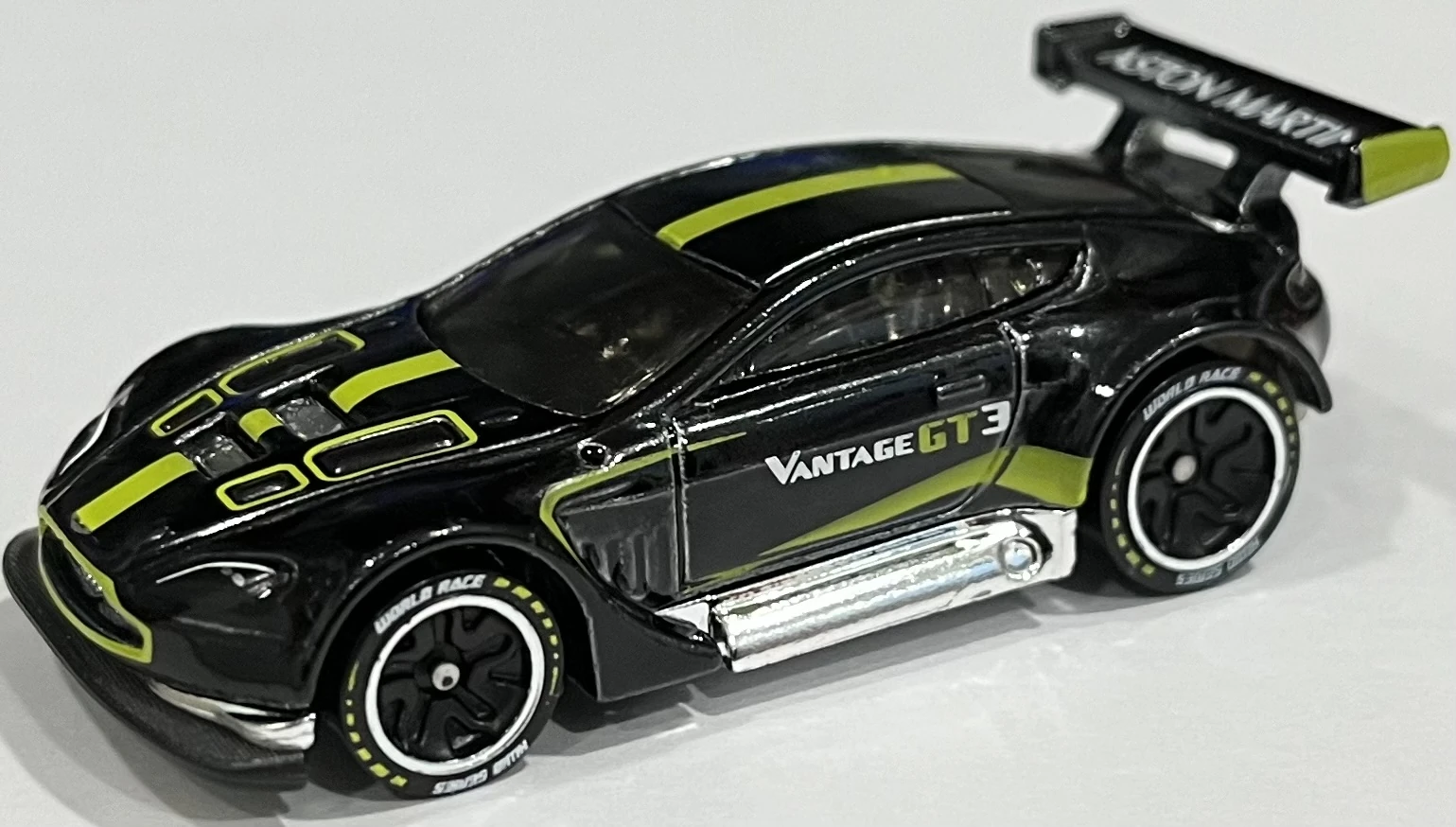 Aston Martin Vantage GT3