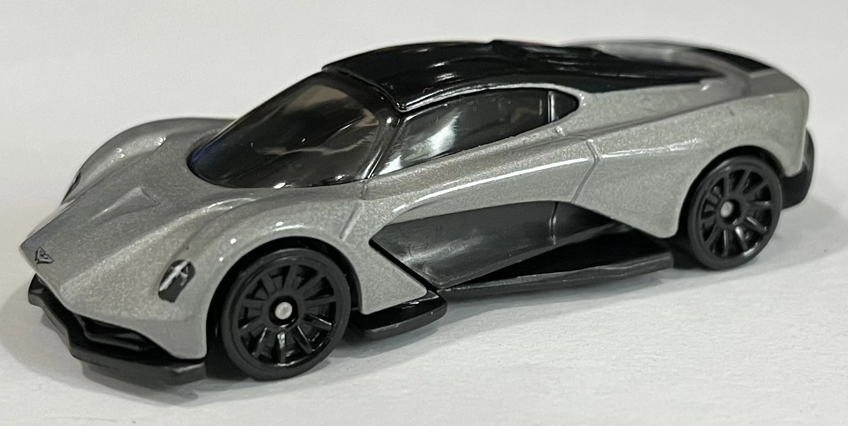 Aston Martin Valhalla Concept