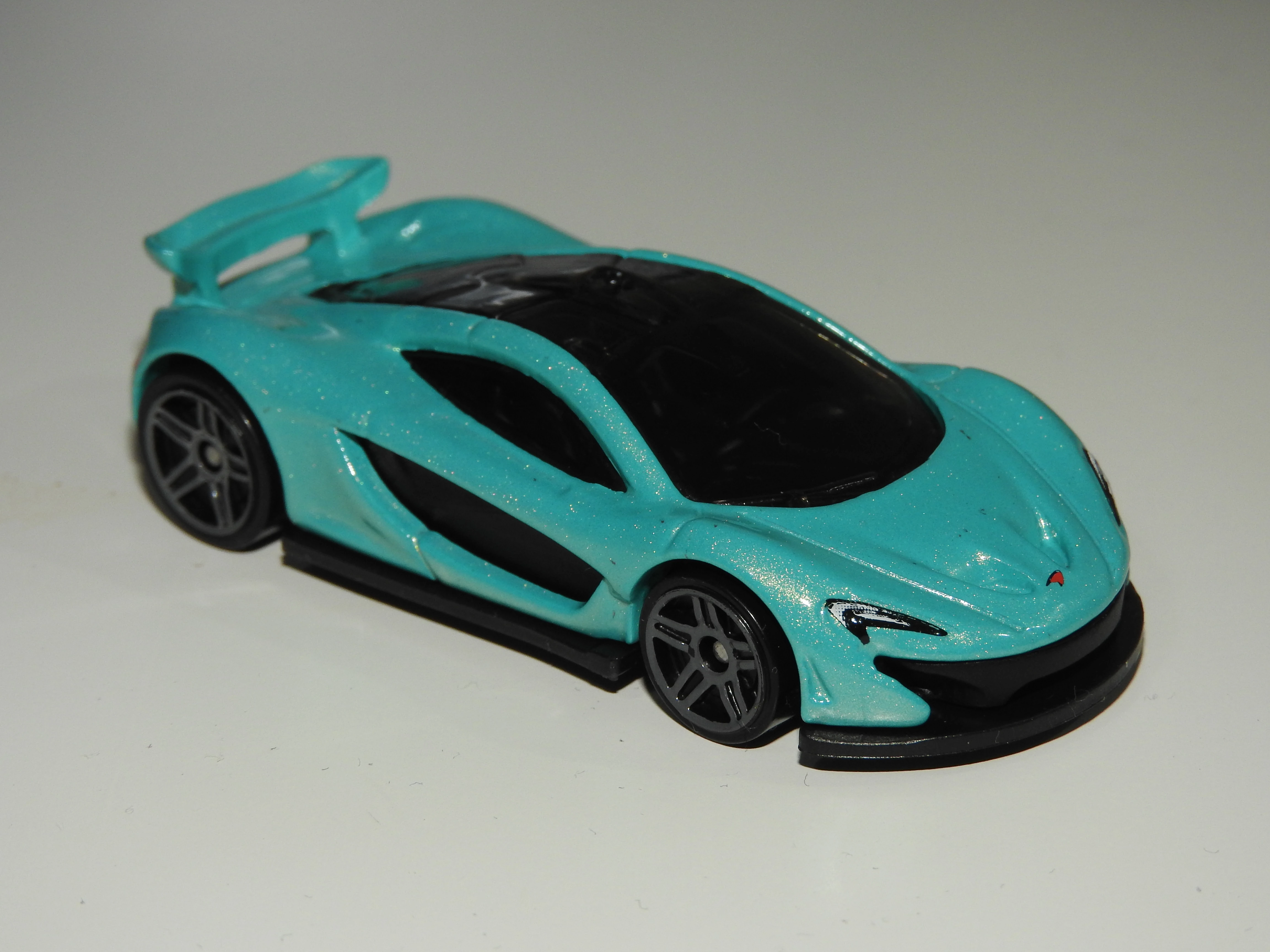 McLaren P1