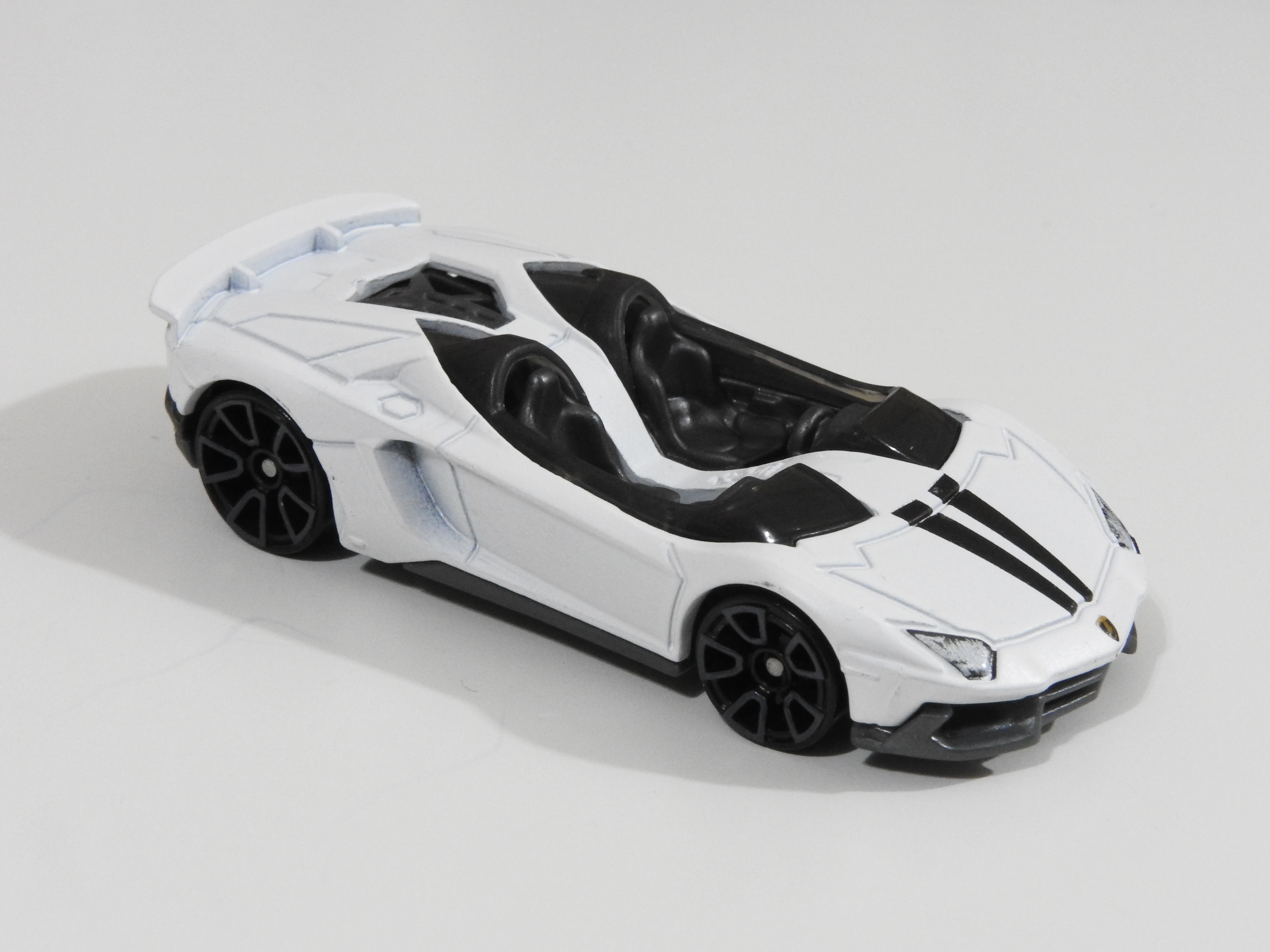 Lamborghini Aventador J