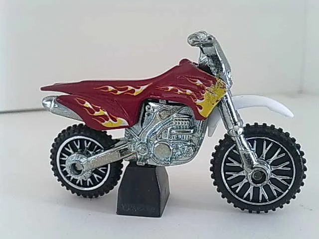 HW450F