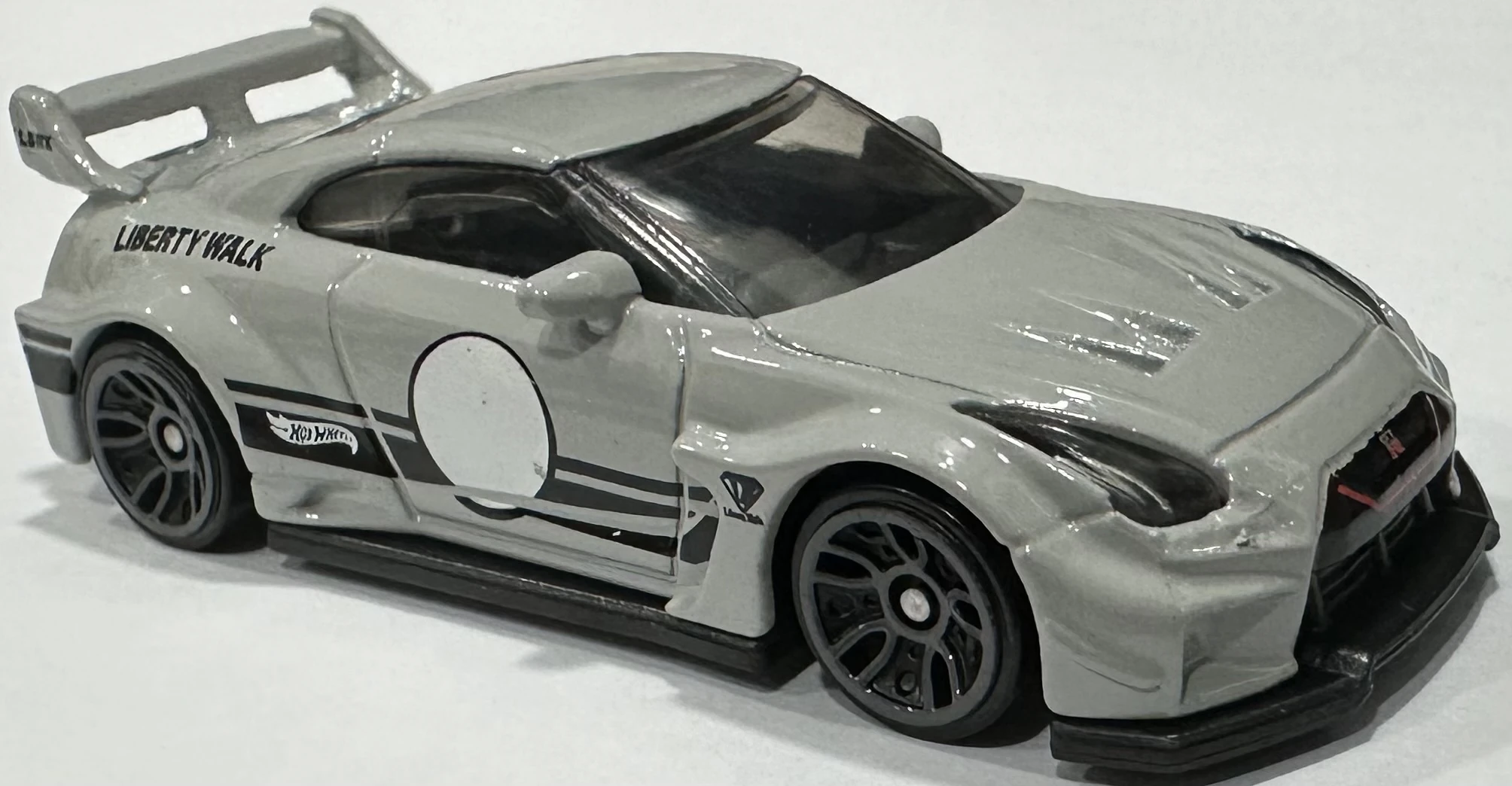 LB-SILHOUETTE WORKS GT NISSAN 35GT-RR VER.2