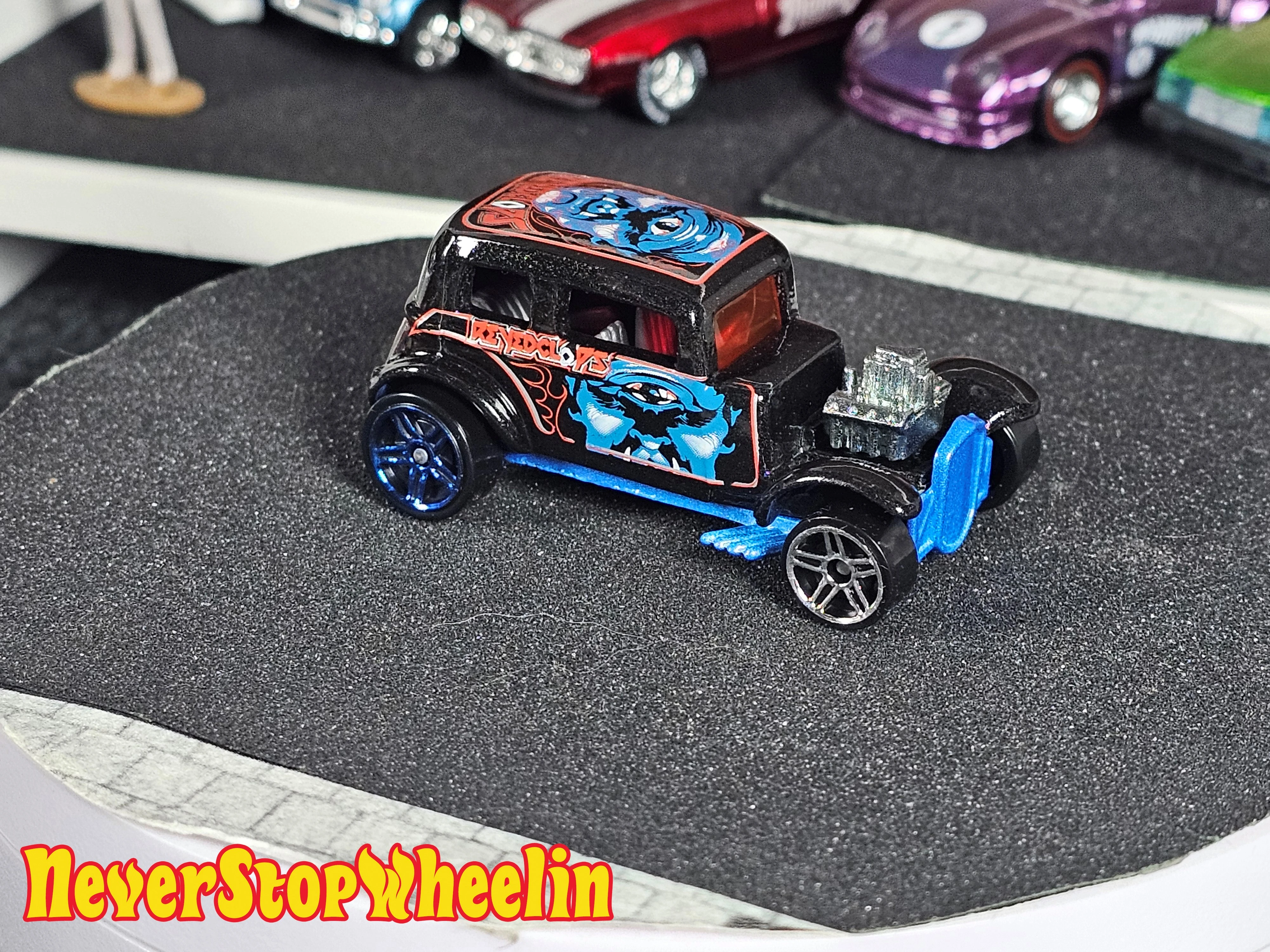 '32 Ford Vicky