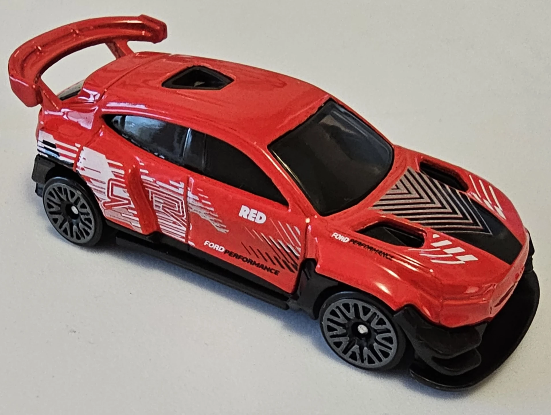 Ford Mustang Mach-E 1400
