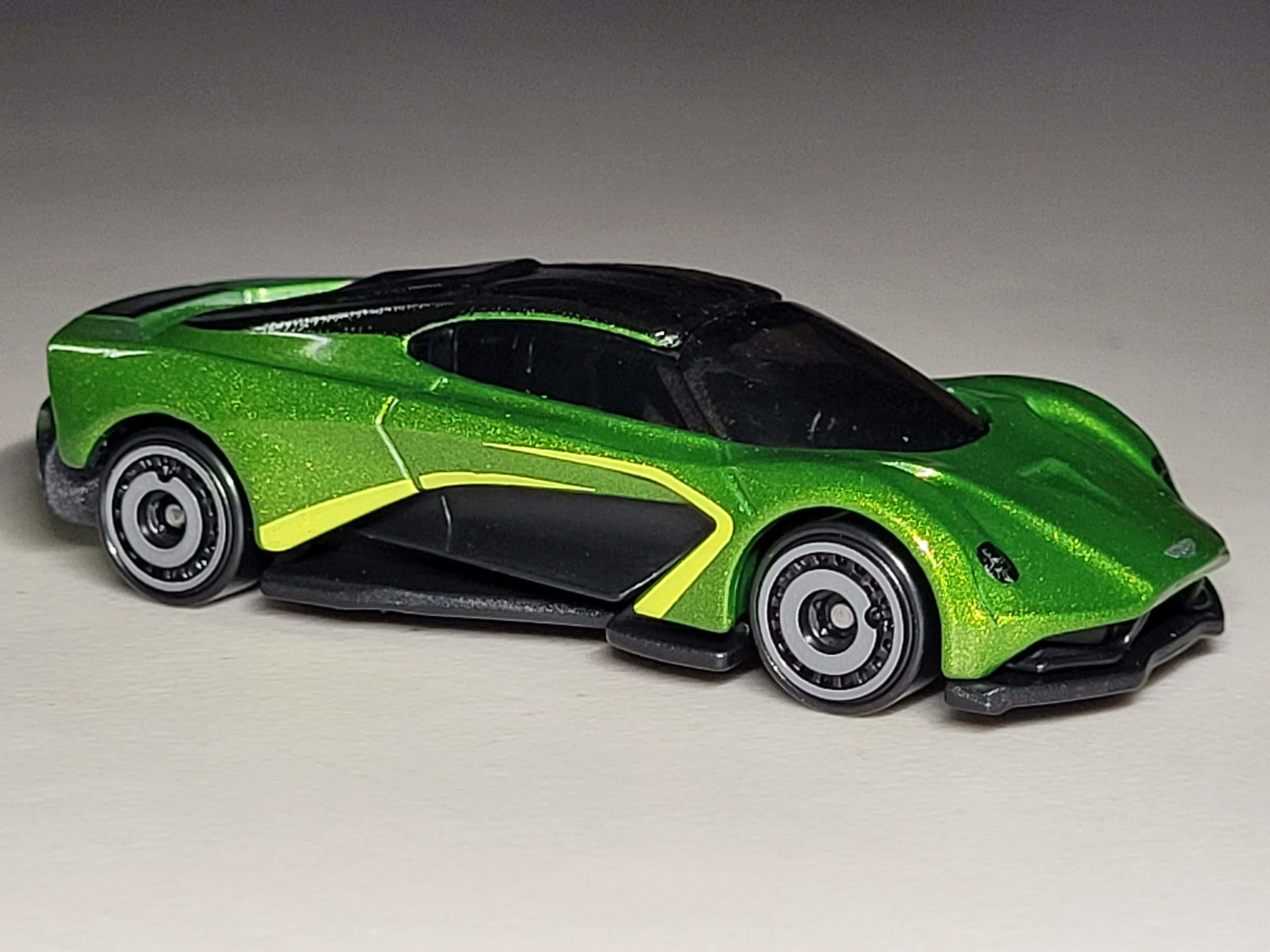 Aston Martin Valhalla Concept