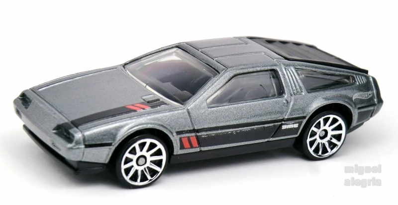 DMC DeLorean