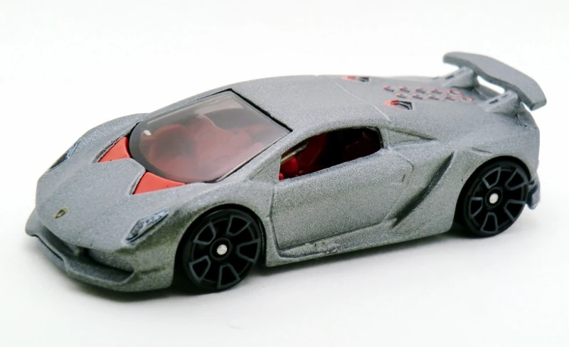 Lamborghini Sesto Elemento