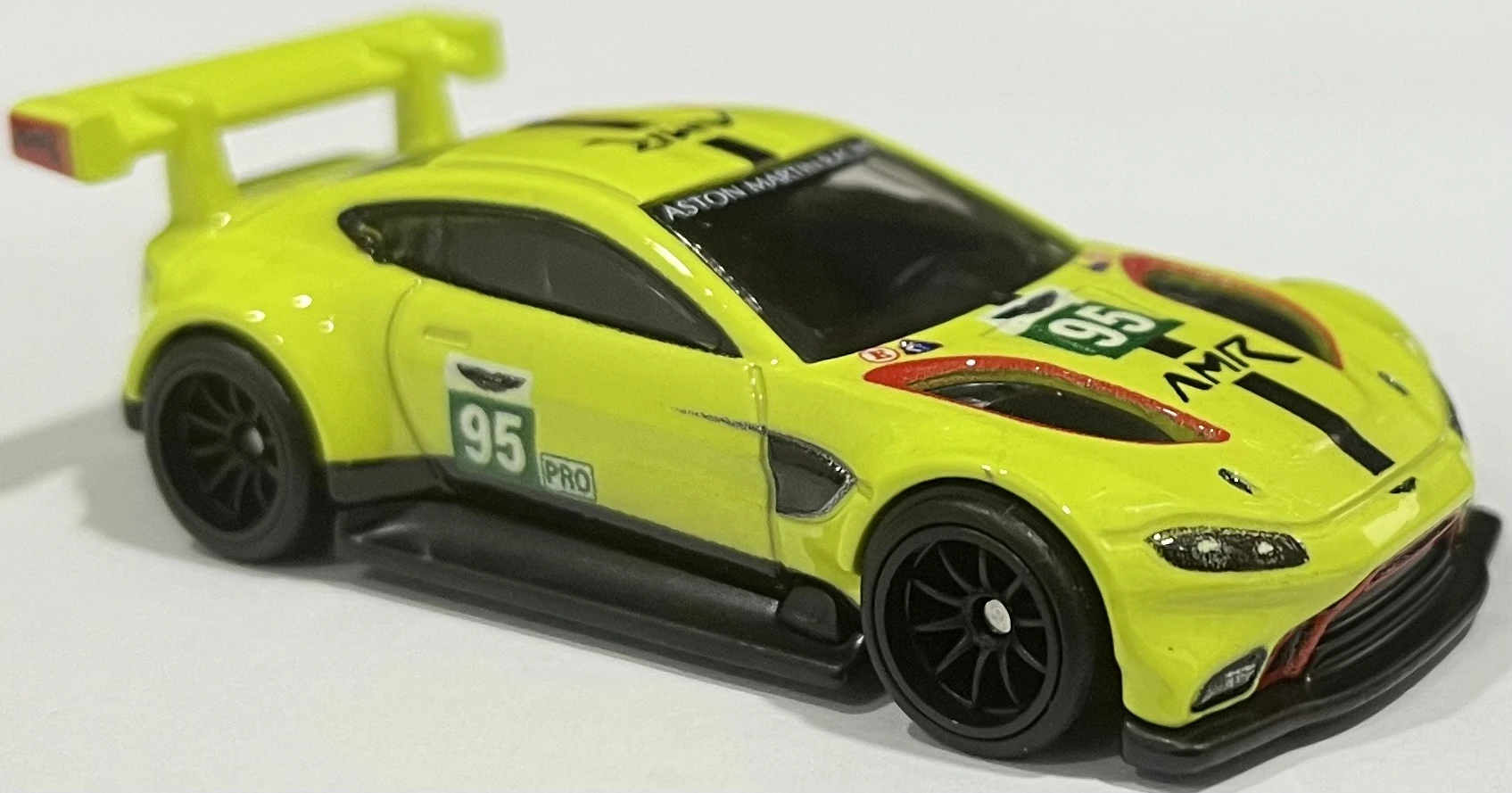 Aston Martin Vantage GTE