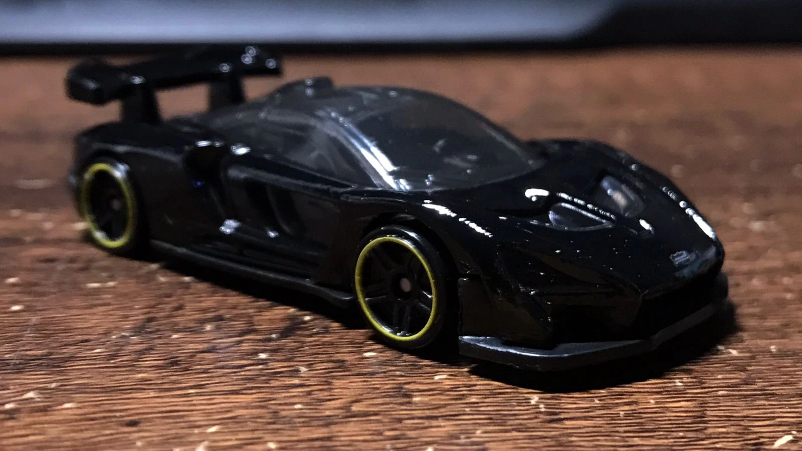 McLaren Senna