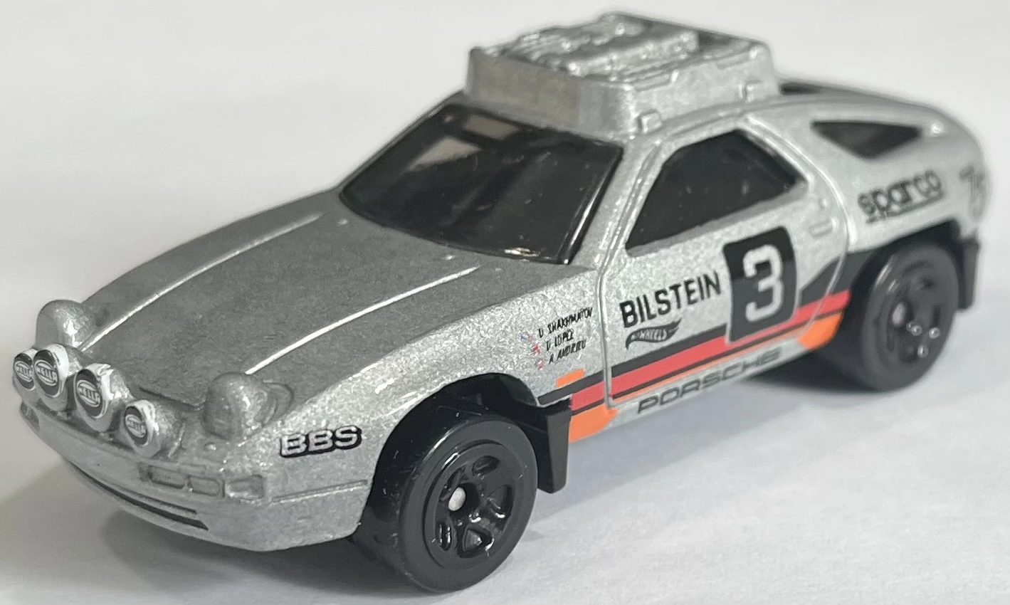 PORSCHE 928S SAFARI