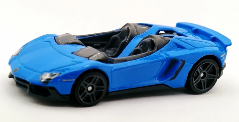 Lamborghini Aventador J
