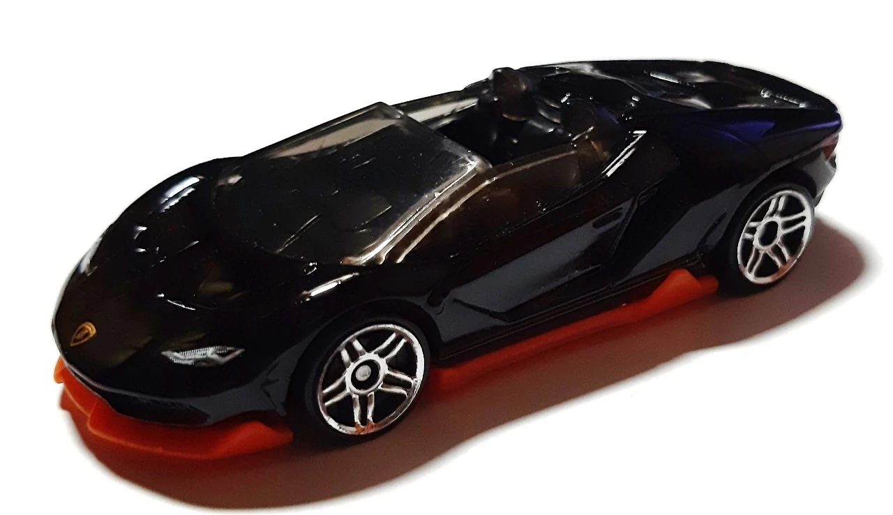 '16 Lamborghini Centenario Roadster