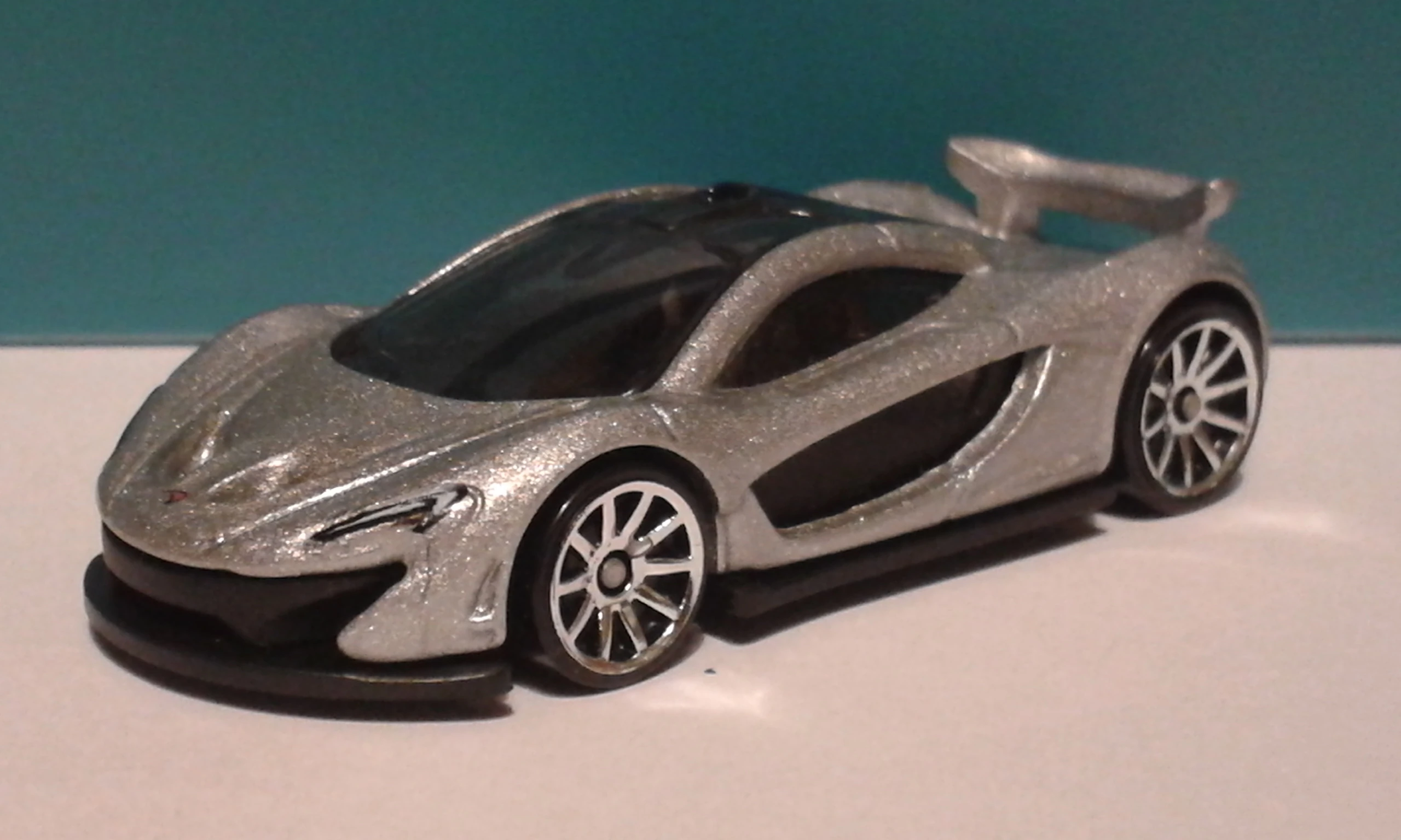 McLaren P1