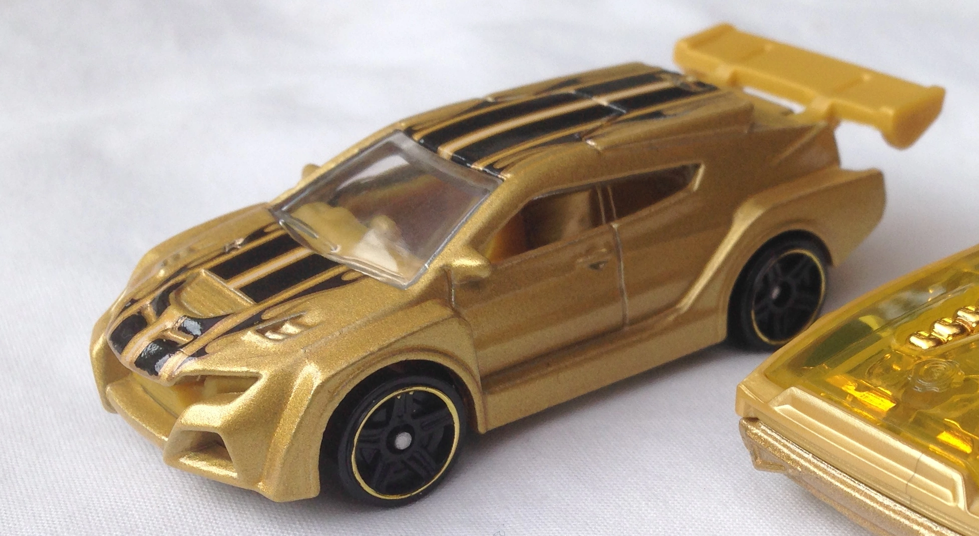 Loop Coupe