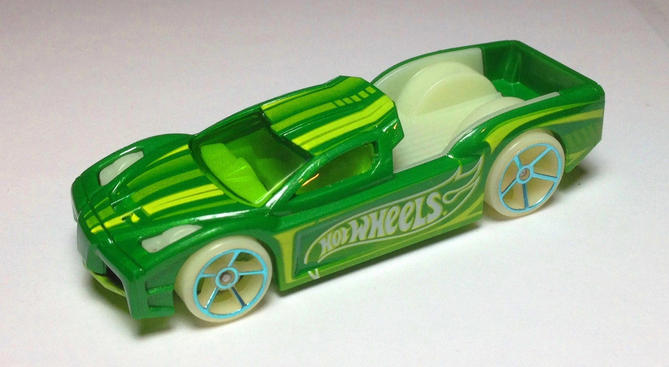 Hypertruck