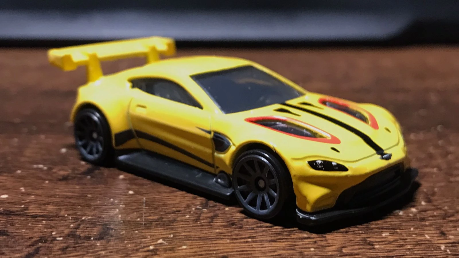 Aston Martin Vantage GTE