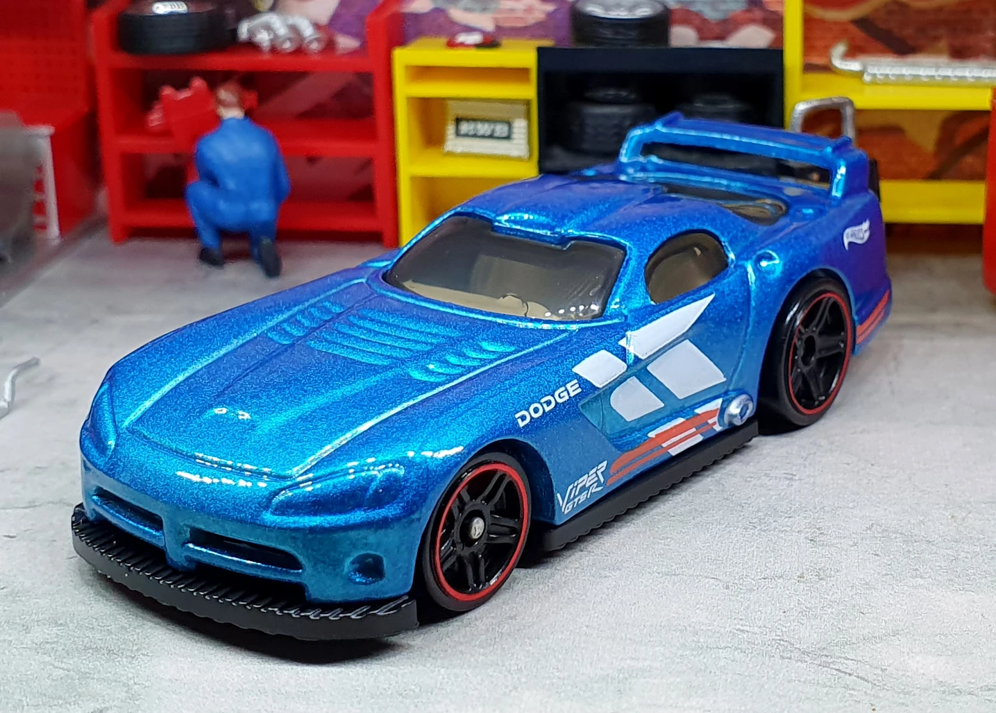 Dodge Viper GTS-R