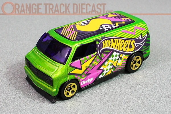Custom '77 Dodge Van